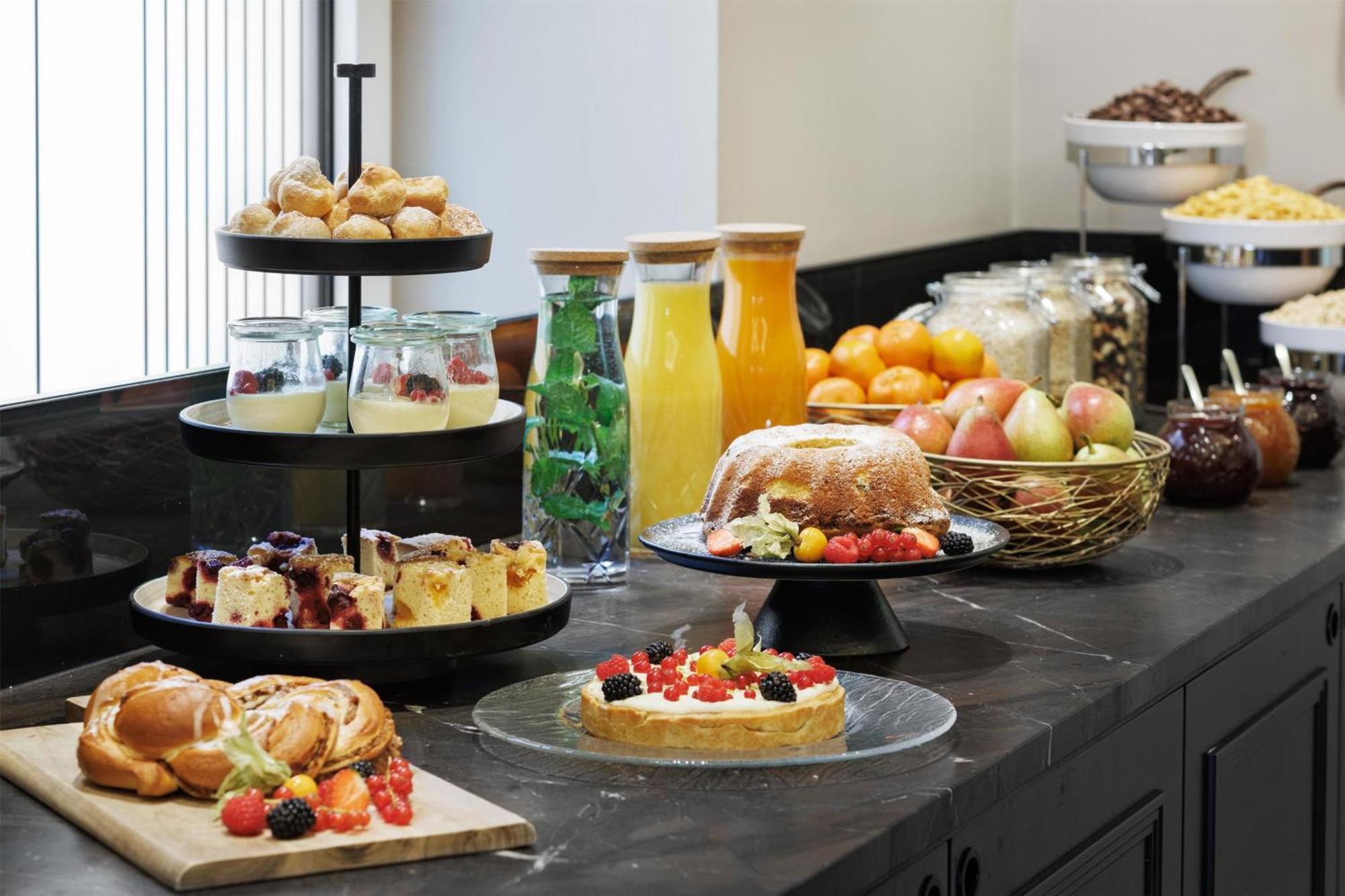 Hotel Astoria Vienna, Curio Collection By Hilton Wien